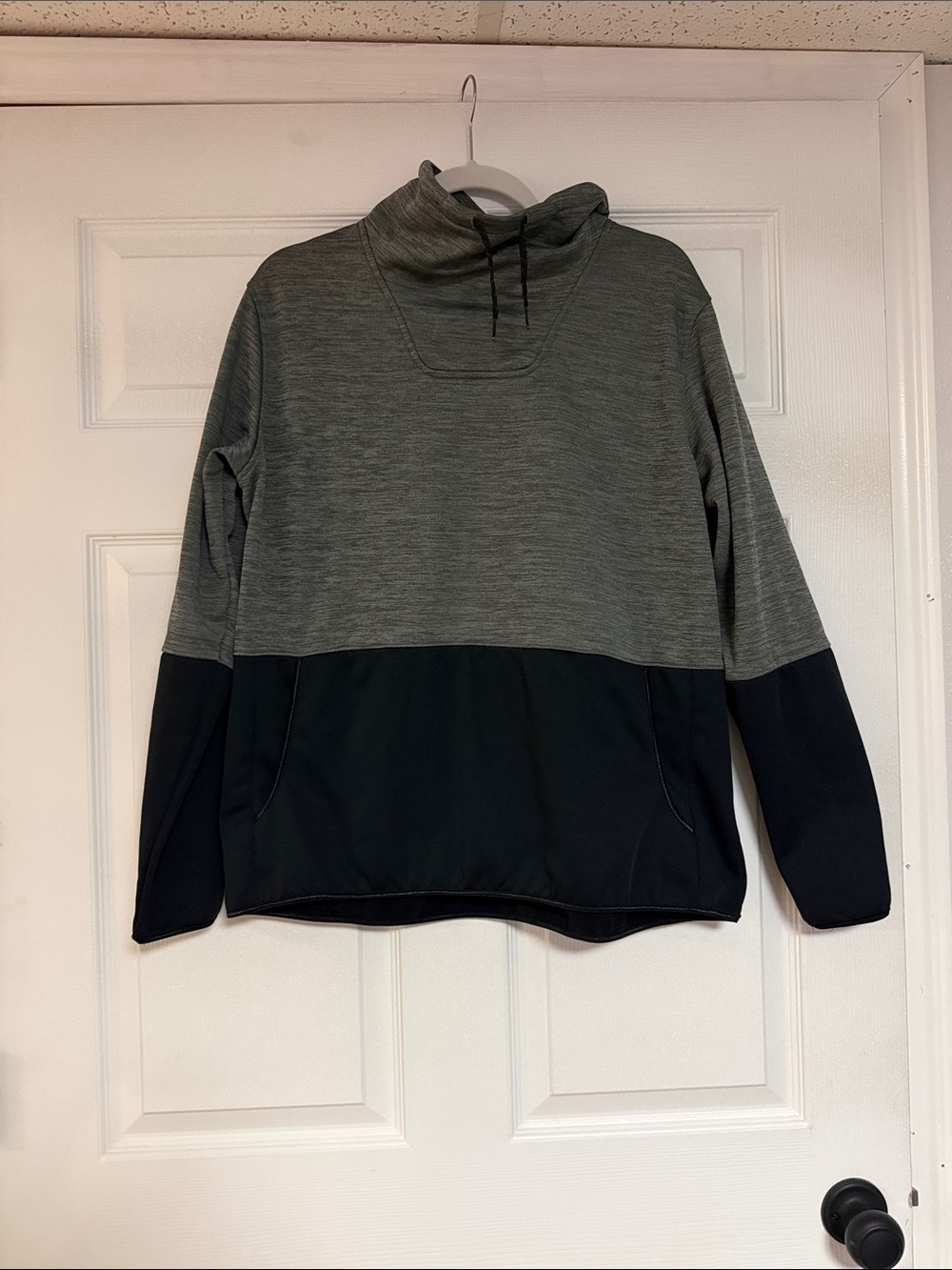 Two-Tone Grey and Black slouch Neck active sweater